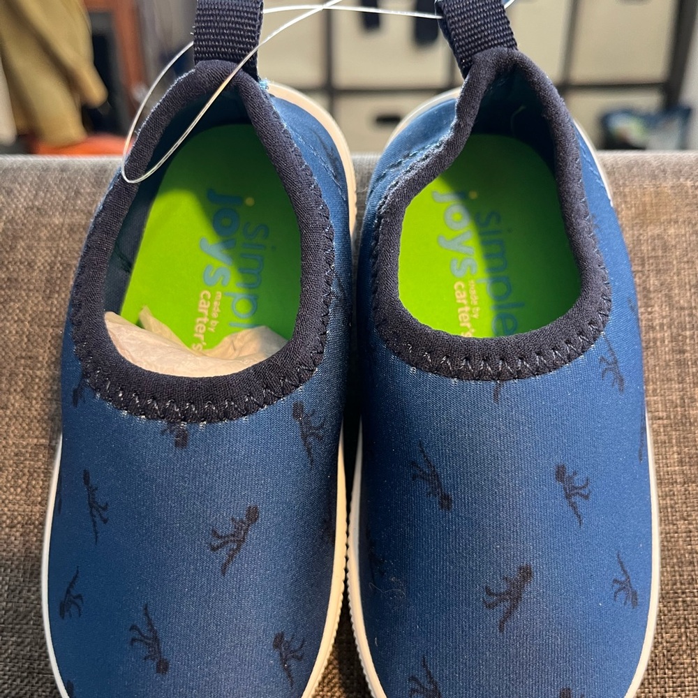 Simple Joy By Carters Kids Water Shoes NEW US Sz 6M, Dinosaur Design